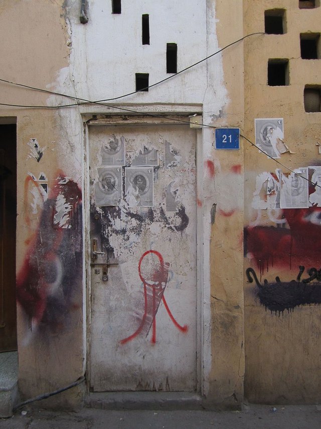Lulu appears on the walls of Bahrain. Photograph by Amal Khalaf.