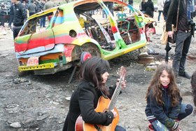 Faten Rouissi, Art dans la rue, 27 February 2011, Action 