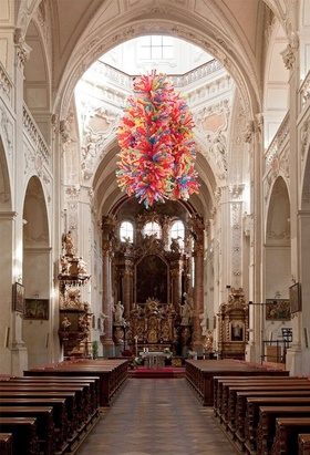 Choi Jeonghwa, Beautiful! Beautiful Life, 2012. 5000 balloons. Site-specific installation at St. Salvator, the Academic Parish of the Holy Savior in Prague.