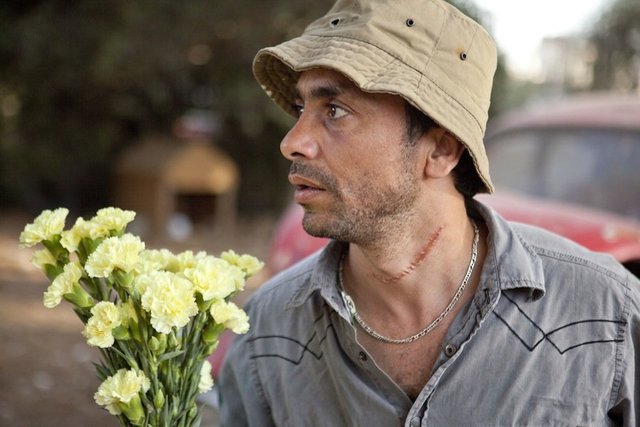 Ihab Jadallah, Flower Seller, 2011, film still. Courtesy of the artist and London Palestine Film Festival 2012. 