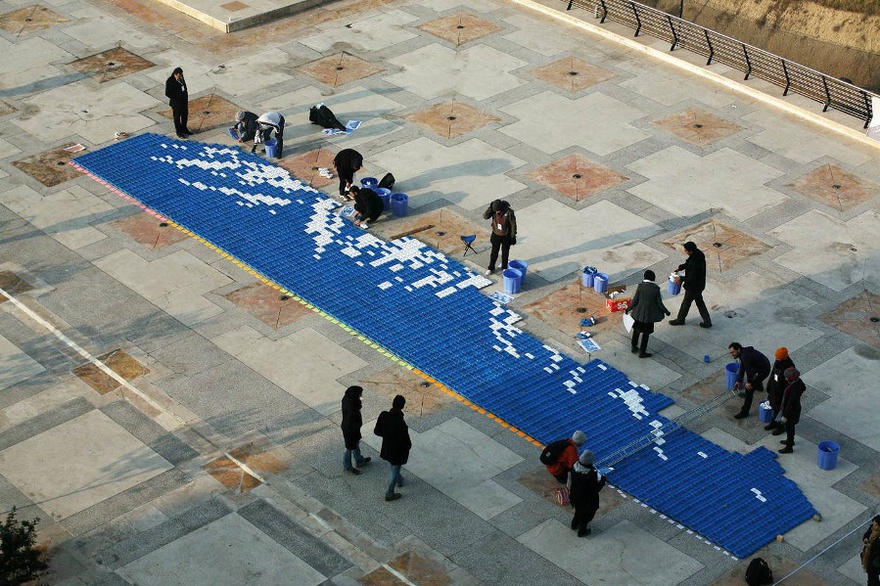 Hooman Mehdizadeh-Jafari, havadar-e koochak (Little Airborne). Aerial view.