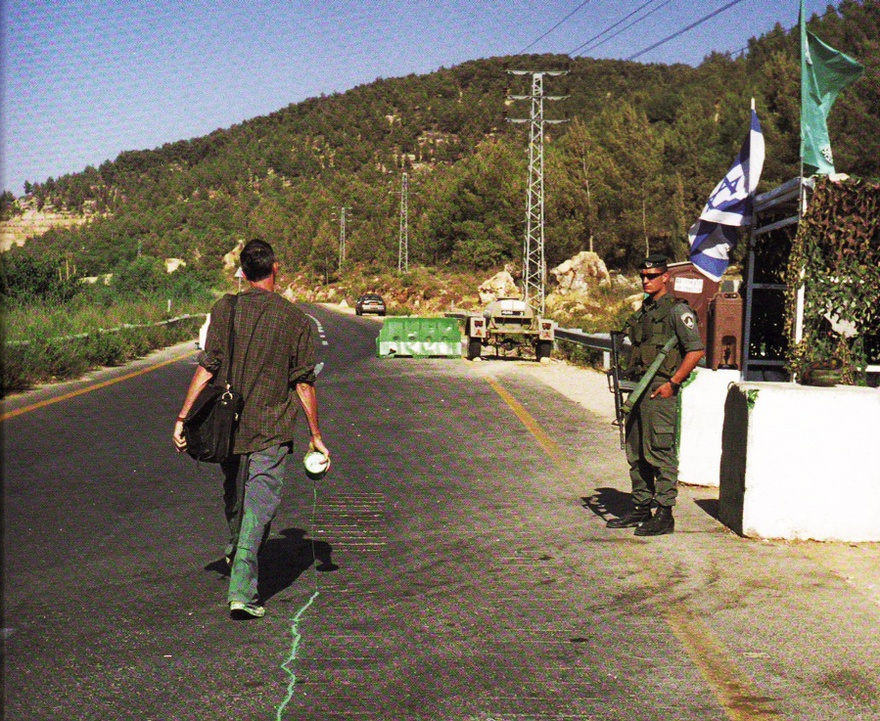 Francis Alÿs, The Green Line, 2004. Performance documentation.