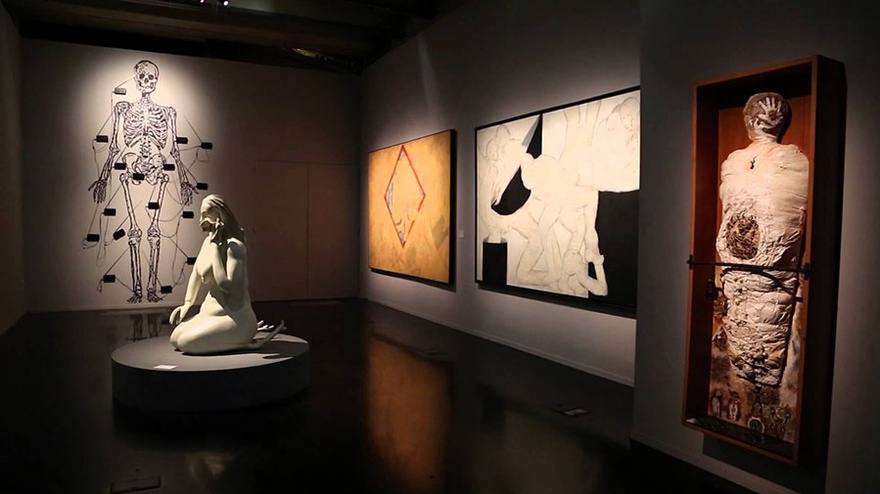 Installation view, Le Maroc Contemporain, 2014–15, at the Institut du Monde Arabe, Paris.