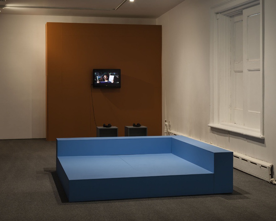 Marwa Arsanios, Notes for a choreography (installation view), 2015.
