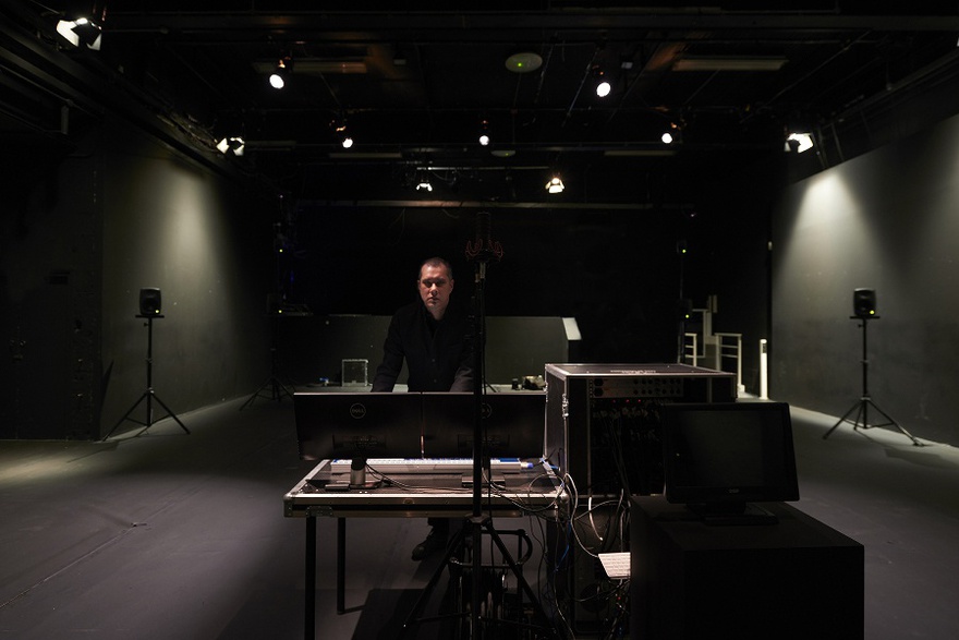 Sylvain Deleu, Seth Ayyaz concert On The Admissibility of Sound, ICA Theatre fig-2, 2015.