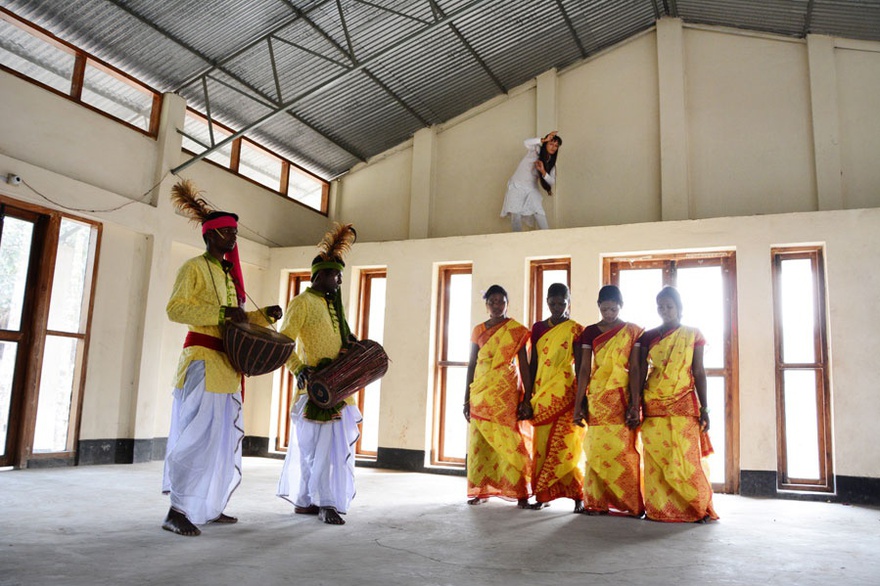 Yasmin Jahan Nupur, Yanhay (Dance), 2016. 7-day live performance, documentation.